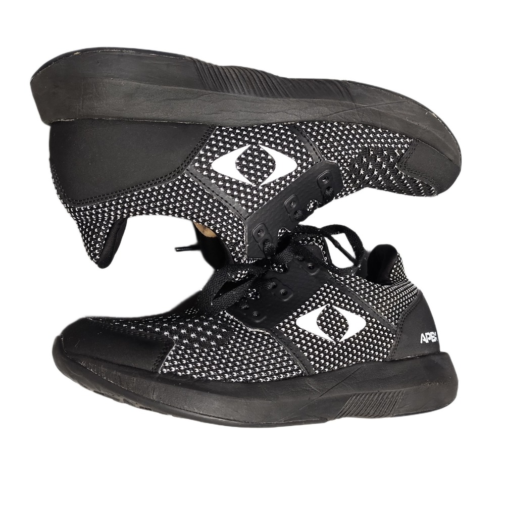 Apex Running Sneakers Womens Size 9M Black White Knitted Low Top Lace Up P7000